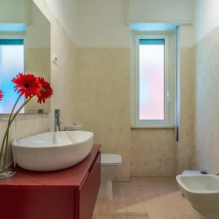 Casa Vera Tra Storia, Mare E Comodita Apartman *