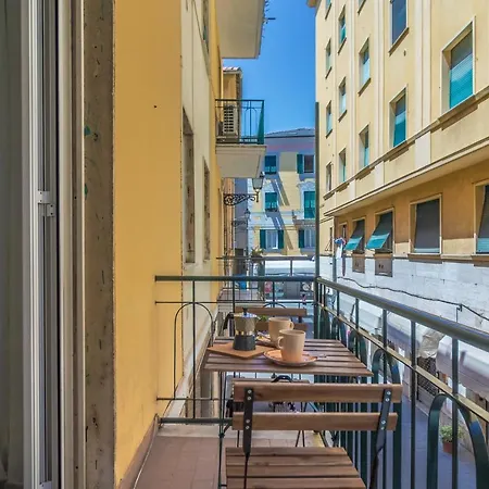 Appartamento Casa Vera Tra Storia, Mare E Comodità