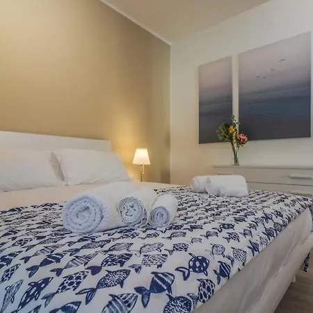 Casa Vera Tra Storia, Mare E Comodita Lägenhet *