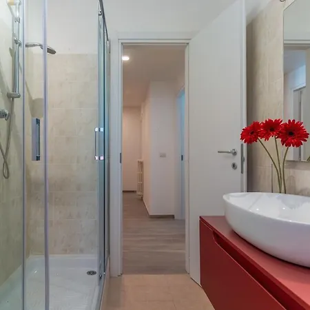 Casa Vera Tra Storia, Mare E Comodita アパート ラッパロ