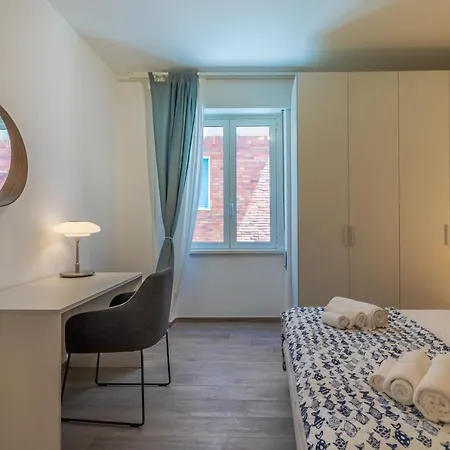 Appartamento Casa Vera Tra Storia, Mare E Comodità