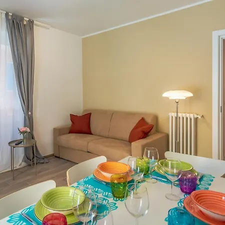 Casa Vera Tra Storia, Mare E Comodita アパート ラッパロ