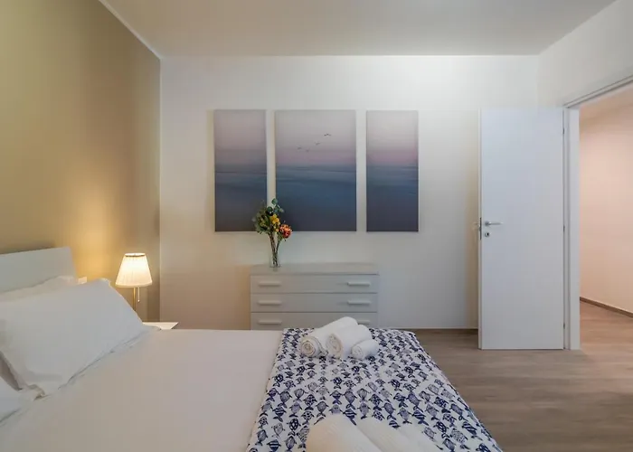 Lejlighed Casa Vera Tra Storia, Mare E Comodita